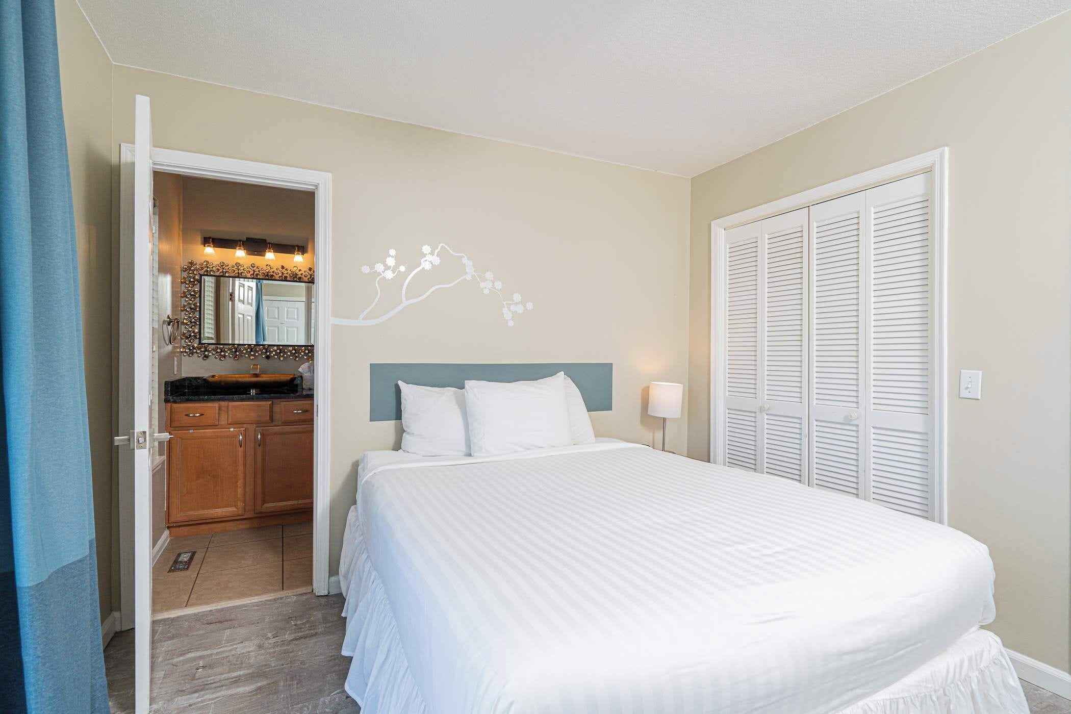 Townhome, Multiple Beds, Balcony (Long Island at Laguna Point) | 2 bedrooms, individually decorated, individually furnished, free WiFi