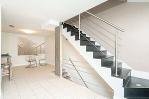 Casa geminada, várias camas, sacada (Long Island at Laguna Point) | Parte interna