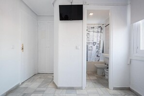 Habitación doble estándar | Wifi gratis y ropa de cama