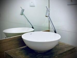 Double Room | Bathroom - Sun Smart Hotel (Recife)