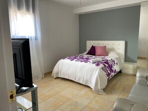 1 Schlafzimmer, Bügeleisen/Bügelbrett, WLAN, Bettwäsche
