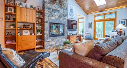 Unique Jackson's Jewel!