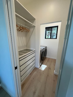 Interior - Modern Oasis in San Anselmo - Stunning Views & Ultimate Privacy (San Anselmo)