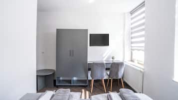 Soundproofing, free WiFi, bed sheets