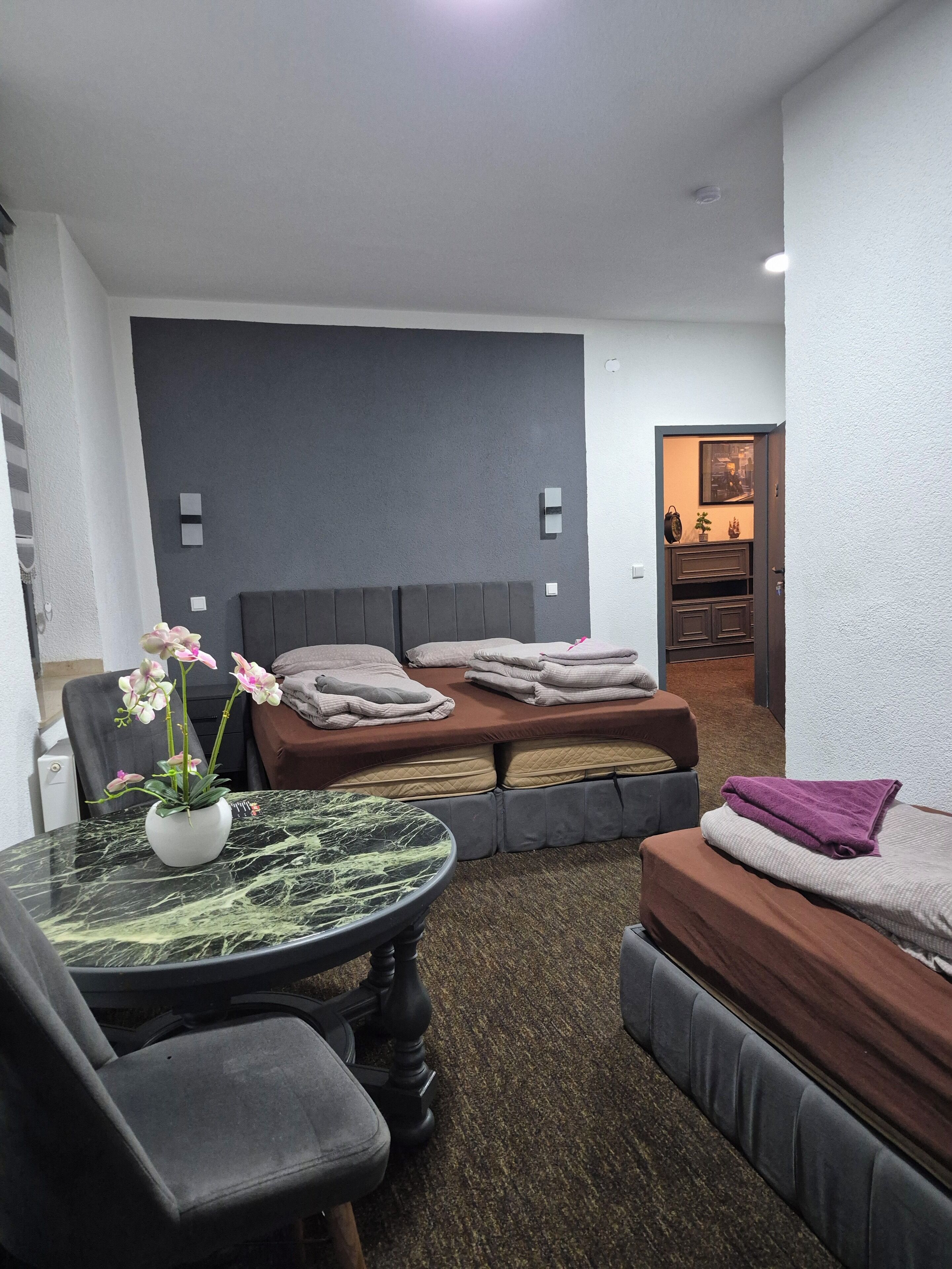 Deluxe Triple Room | Soundproofing, free WiFi, bed sheets