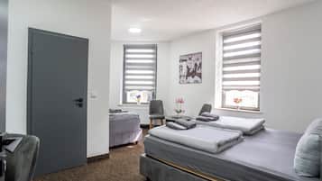 Schallisolierte Zimmer, kostenloses WLAN, Bettwäsche