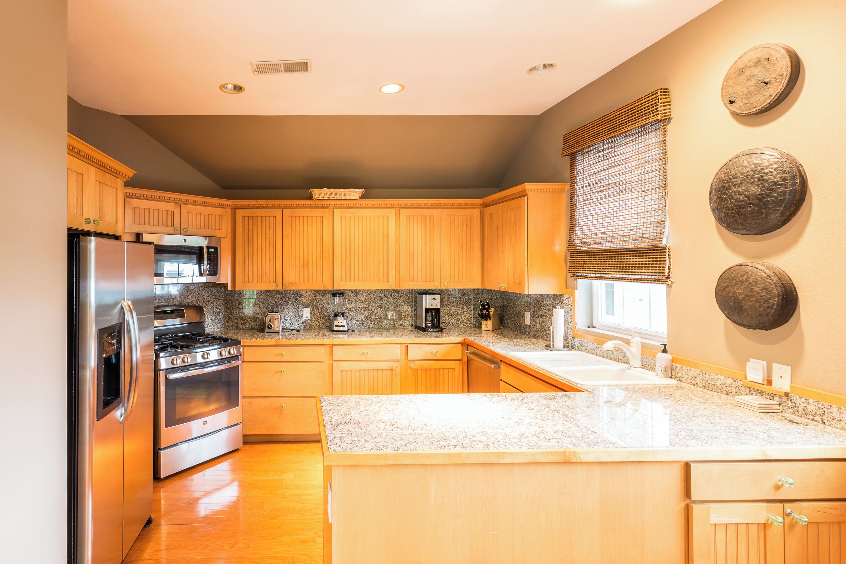 Micro-ondas, fogão, cooktop, lava-louças