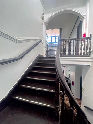 Living area - Green Orchid Hostel (Lima)