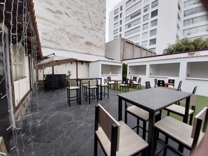 Terrace/patio - Green Orchid Hostel (Lima)
