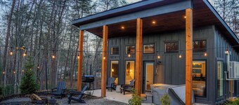 Luxurious Modern Cabin - Timber For Two