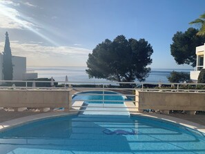 Pool - Apartamento con Vistas y Acceso al mar y Piscina (ses Illetes)