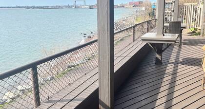 Location and panoramic lake views will make for an unforgettable experience.