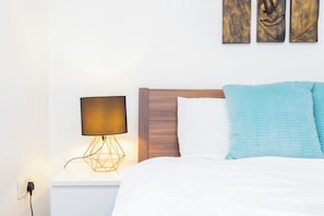 3 habitaciones, tabla de planchar con plancha y wifi gratis