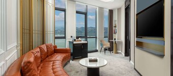 Ramada By Wyndham Yichang Riverside