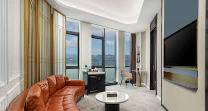 Ramada By Wyndham Yichang Riverside