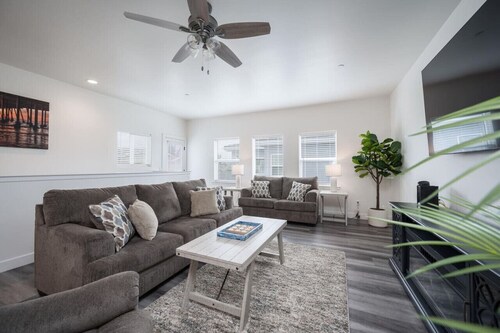 Game Room! Sleeps 11! Close to Pismo!