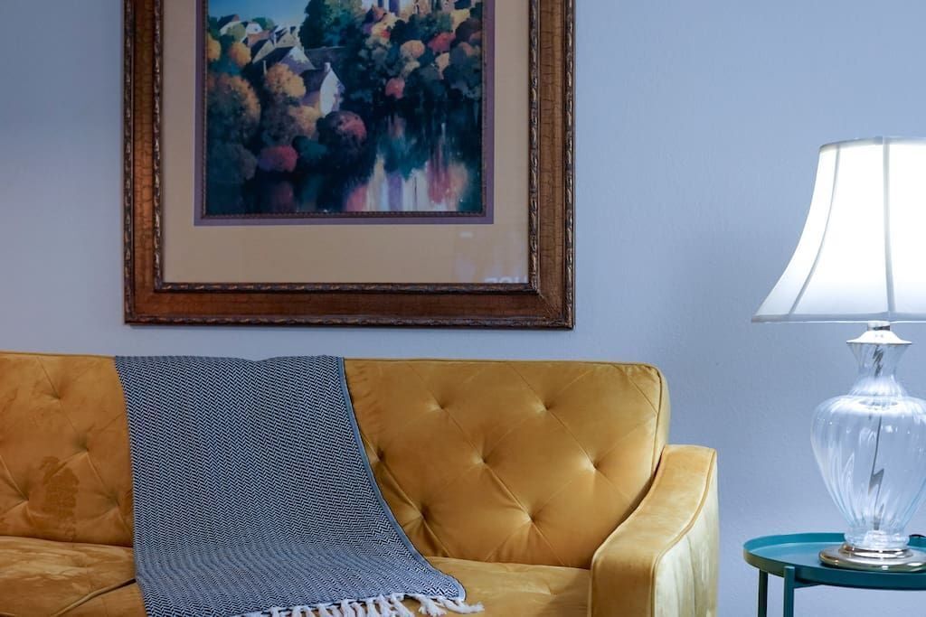 Sleepover: Enchanting 1BD/1BA + Balcony - OKC