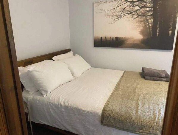 4 chambres, lit parapluie