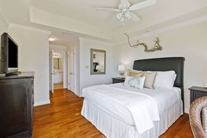 3 soverom, reiseseng for barn, wi-fi og sengetøy