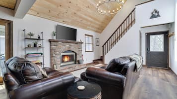 Smart TV, fireplace, foosball, table tennis