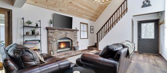 Welcome to House in the Trees in The Hideout!