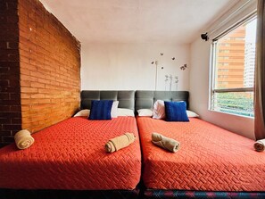 舒適單人房, 花園景觀 | 熨斗/熨衣板、免費無線上網