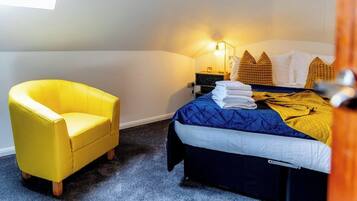 1 bedroom, iron/ironing board, free WiFi, bed sheets