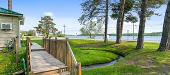 South Arm Retreats Standard Room 2