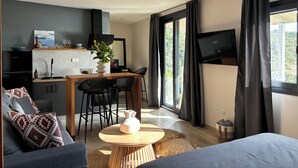 Unclassified image, 3 of 13, button - CACTUS SUPERB SUITE WITH PRIVATE POOL AND STUNNING SEA VIEWS (SKIATHOS)