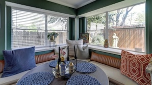 Unclassified image, 5 of 44, button - Spring Branch Haven - Cozy 3BR Oasis, Pet Friendly (Houston)