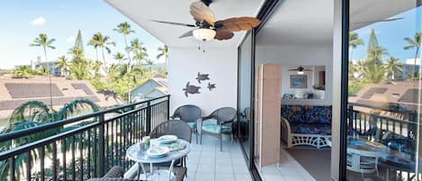 Condo, 1 King Bed, Balcony, Partial Ocean View (Kolu Honu) | Outdoor dining
