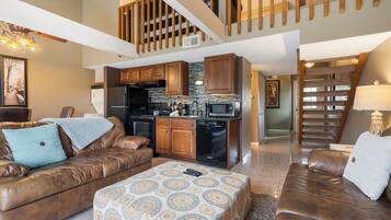 Condo, Multiple Beds, Balcony, Garden View (Branson Getaway) | Living area | 42-inch flat-screen TV with digital channels