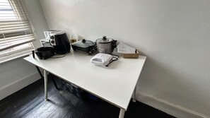 Interior - Rob Roy Hotel Room 1 (Adelaide)