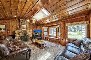 TV connectée, cheminée