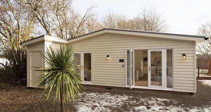 Palm Cottage - Cosy retreat