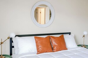 Escrivaninha, ferros/tábuas de passar roupa, Wi-Fi de cortesia