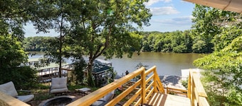 Blue Heron Bungalow at Lake Tillery
