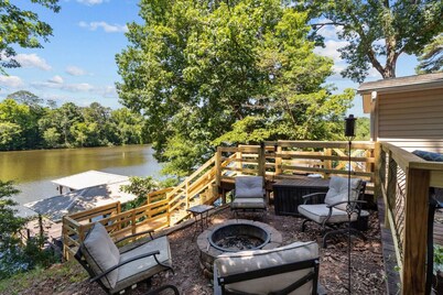 Blue Heron Bungalow at Lake Tillery