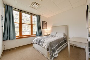 2 chambres, bureau, Wi-Fi, draps fournis