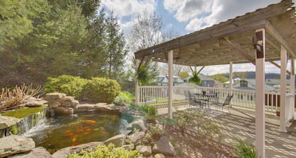 1 Mi to Allegheny River: Cozy Apt w/ Shared Patio!