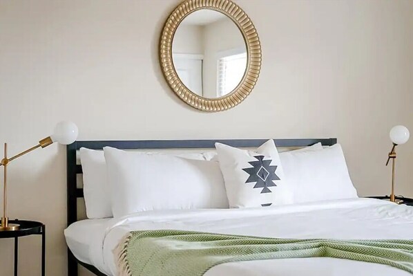 1 chambre, bureau, Wi-Fi gratuit, draps fournis