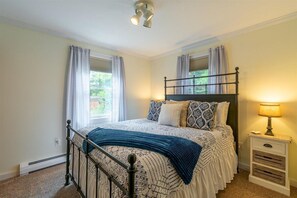 2 habitaciones, escritorio, wifi y ropa de cama 