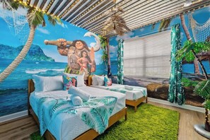 5 bedrooms, iron/ironing board, travel cot, WiFi - 5BR Mario& Princess Peach•Pool•Theater•Free Resort (Kissimmee)