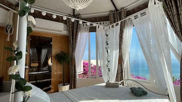 1 bedroom, travel crib, WiFi, bed sheets