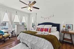 House (3 Bedrooms) | 3 bedrooms, laptop workspace, iron/ironing board, bed sheets
