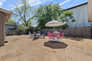 House (3 Bedrooms) | Terrace/patio