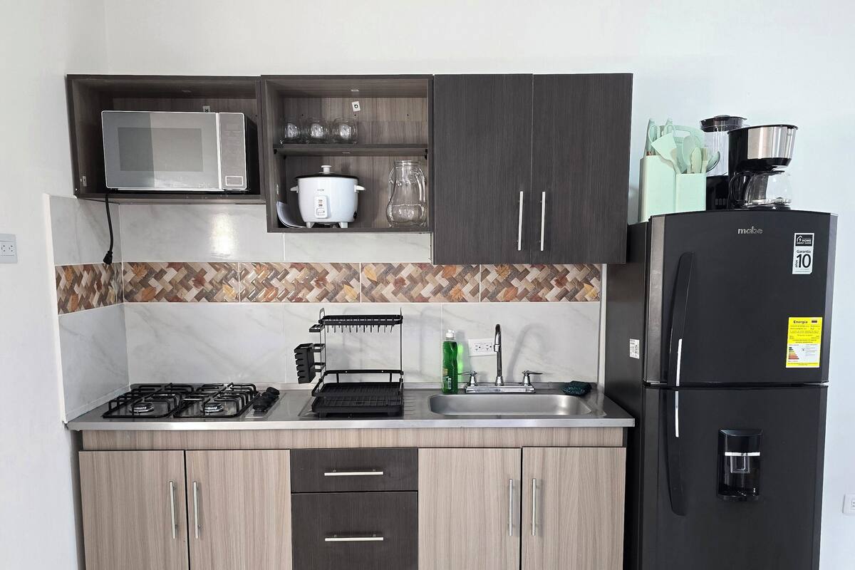 Basic Apartment | Private kitchen