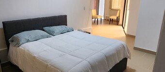 PILARICA GARDENS 度假村