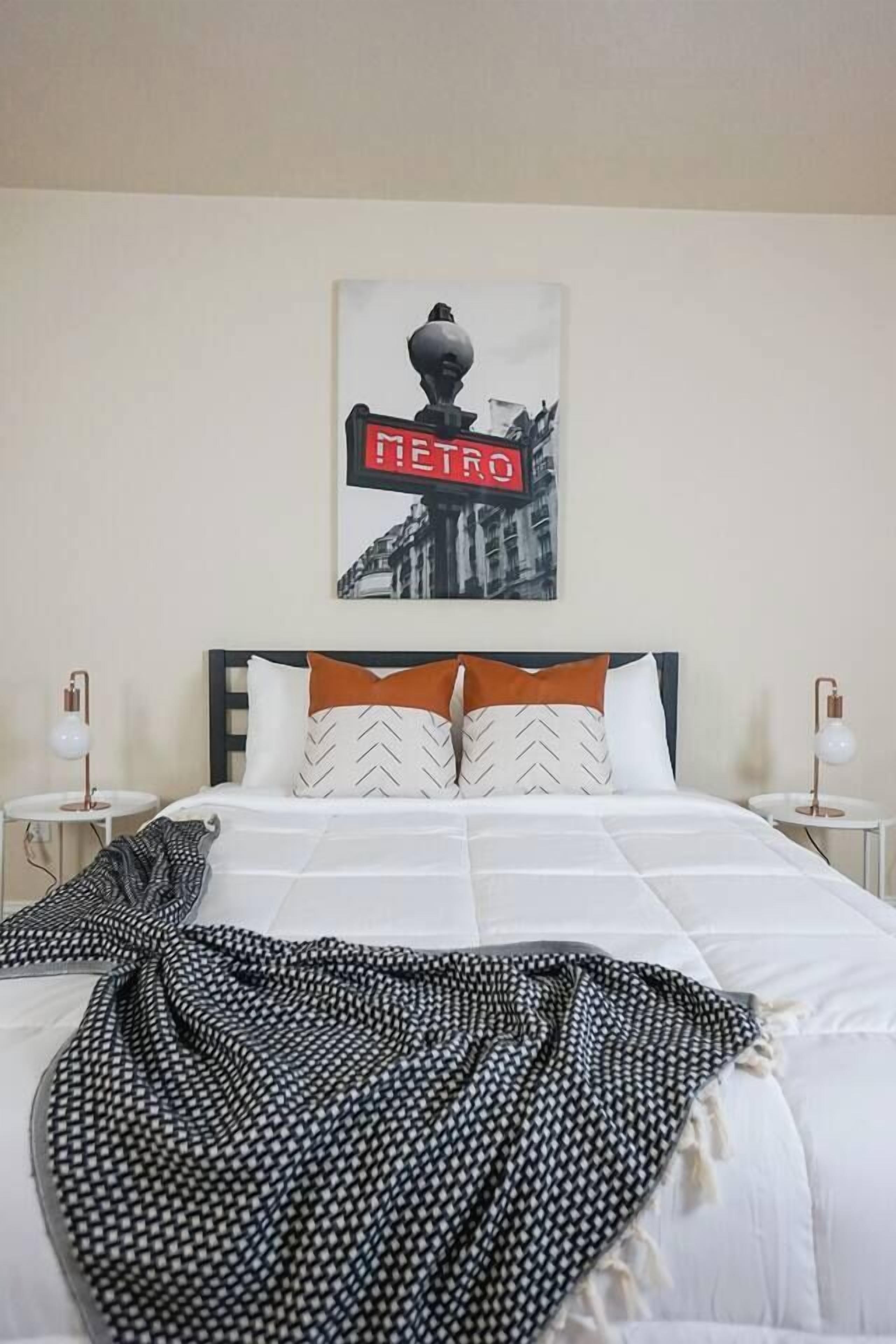 Schreibtisch, Bügeleisen/Bügelbrett, kostenloses WLAN, Bettwäsche