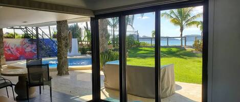 4 chambres, bureau, Wi-Fi gratuit, draps fournis